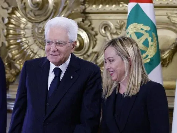 Перша жінка-прем'єр Італії: Мелоні офіційно склала присягу голови уряду