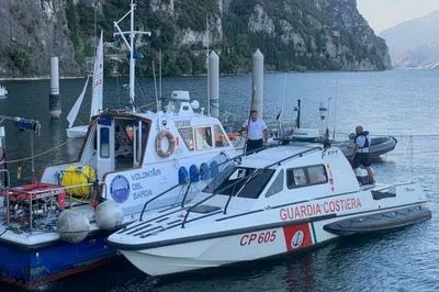 Італійські пошукові катери знайшли 4 тіла під час пошуків дитини