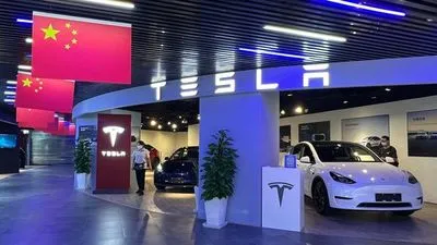 "Ценовая война": Tesla снижает цены в Китае на 9%
