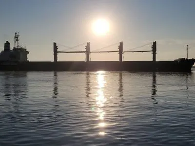 У портах Одеси запровадили електронну чергу для суден, що прямують “зерновим коридором”