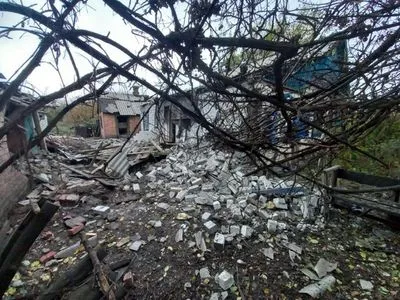 Армія рф обстріляла прифронтові райони Донеччини, є руйнування