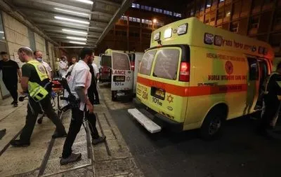 Четверо ізраїльтян і один палестинець отримали поранення в результаті збройного нападу в Ізраєлі