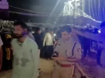 Майже 100 людей загинули в Індії через обвал мосту