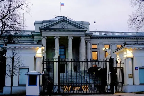 Не платили арендную плату: Польша изъяла базу отдыха под Варшавой, которую арендовало посольство россии с 1980-х годов