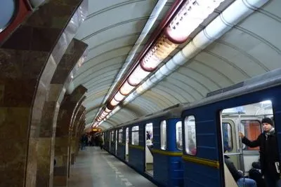 В Харькове остановлены две линии метро