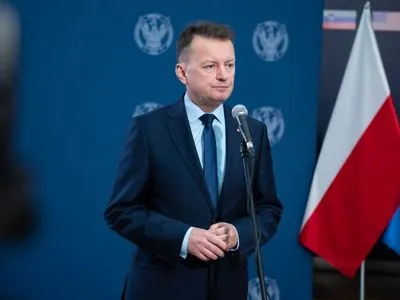 Польща починає будувати загородження з колючого дроту на кордоні з росією