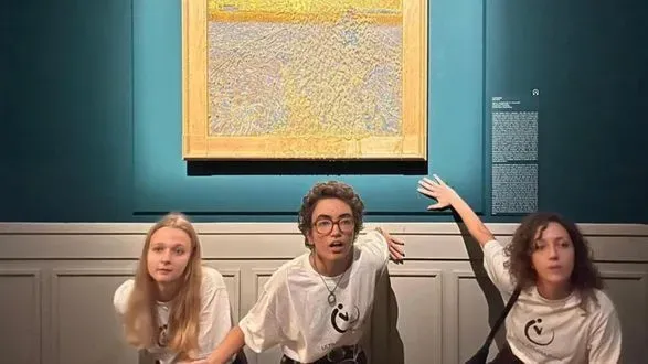 Кліматичні активісти жбурнули гороховим супом в картину Ван Гога в Римі