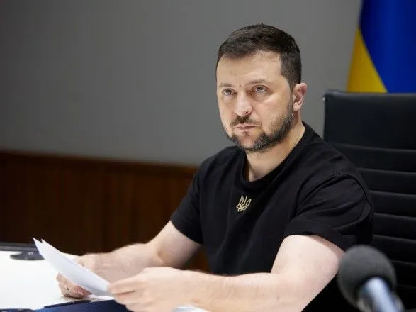 Зеленський підтримав петицію про заборону творчої діяльності росіян в Україні