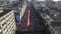 В Перу прошли многотысячные марши с требованием отставки президента