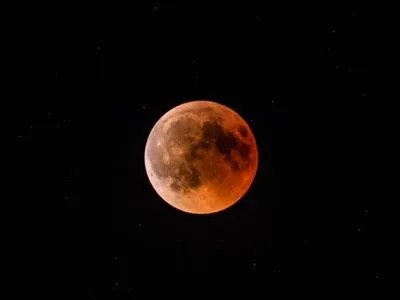 Лунное затмение: астролог дала советы, как встретить
