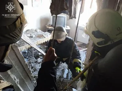 Харківщина: біля Куп'янська під завалами будинку знайшли загиблу