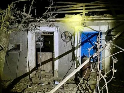 Оккупанты обстреляли Днепропетровскую область, есть разрушение жилых домов