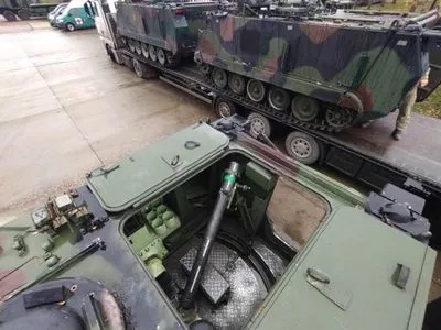 Литва передала Украине партию бронетранспортеров М113 с минометами
