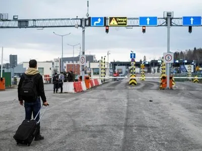 Україна призупинила перетин кордону з Польщею – ЗМІ