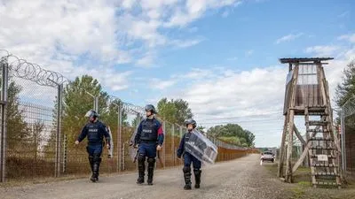 Сербия, Венгрия и Австрия договорились усилить борьбу с нелегальной миграцией