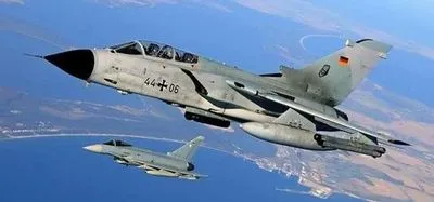 Німеччина пропонує направити до Польщі бойові літаки