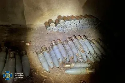 Оккупанты прятали мины в школах: СБУ нашла целые арсеналы рашистов в освобожденной Снегиревке