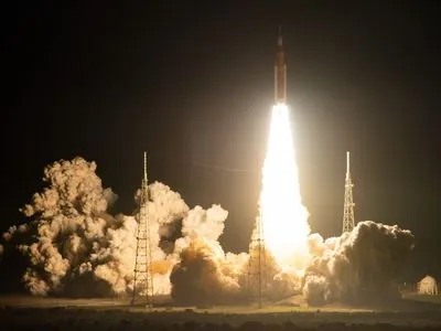NASA успішно запустило місію Artemis 1 до Місяця
