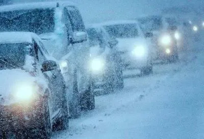 Оставьте авто дома: завтра в Киеве и Одессе ожидают снегопады