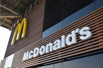 McDonald's возобновляет работу в Луцке