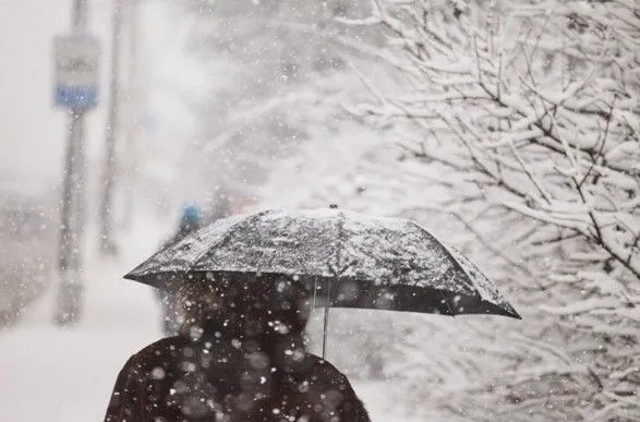 То сніг, то дощ: якою буде погода в Україні до середини тижня