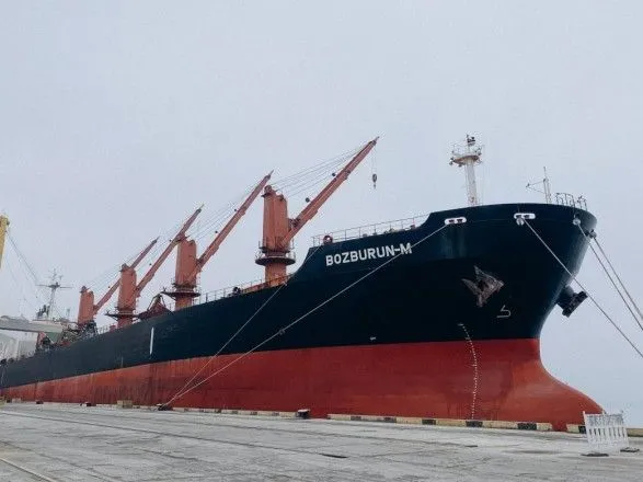 "Зерновая инициатива": за 2 дня из украинских портов вышло 9 судов с агропродукцией