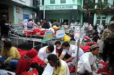 По меньшей мере 62 человека погибли в результате землетрясения на острове Ява