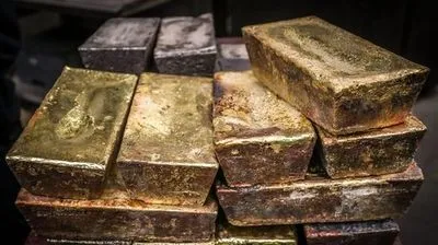 Гана планує купувати нафту за золото замість доларів