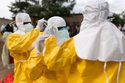 Уганда закриває школи для боротьби з лихоманкою Ебола, виявлено нові випадки