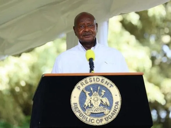 Президент Уганди продовжив карантин в епіцентрі лихоманки Ебола на 21 день
