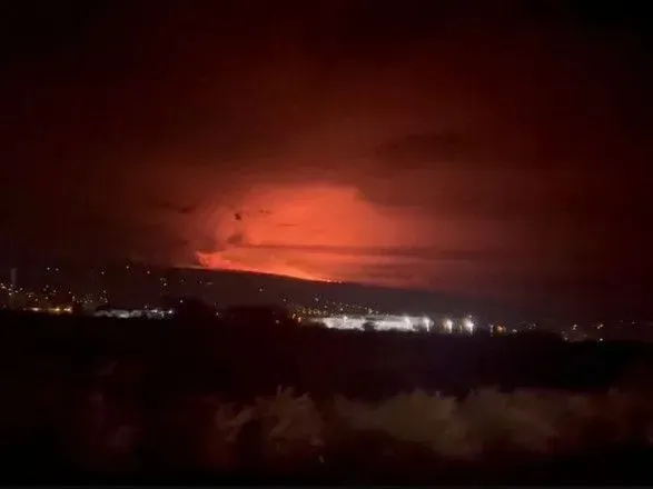 На Гаваях почав вивергатися вулкан Мауна-Лоа