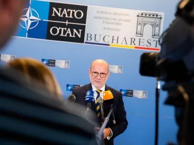 Украине нужно помочь максимально приблизиться к членству в НАТО - глава МИД Словакии