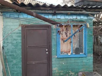 В Донецкой области россияне обстреляли всю линию фронта: есть раненый и поврежденные дома
