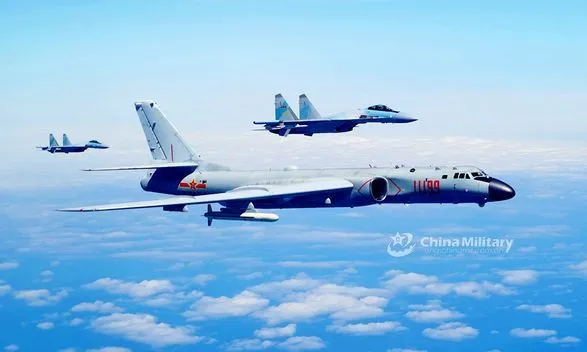 росія та Китай провели спільні навчання ВПС