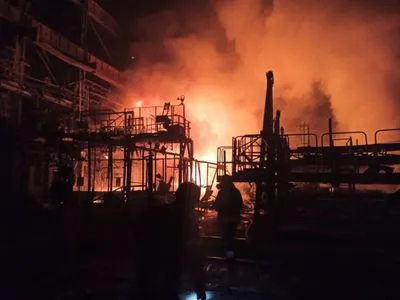 Нічний обстріл Запоріжжя: пожежу на підприємствах ліквідовано