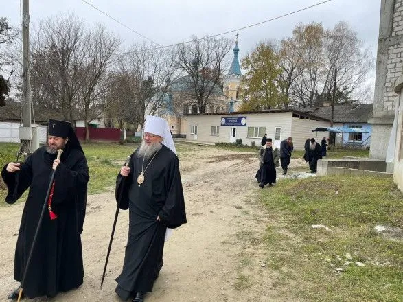 Глава Черновицкой епархии УПЦ МП, где проходили обыски, уже в Молдове