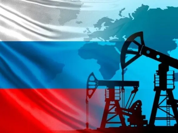 Сьогодні набуває чинності ембарго ЄС на експорт російської нафти морем і стеля цін на неї