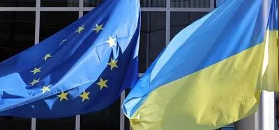 Мешканці ЄС розділились в поглядах про підтримку України та біженців - дослідження