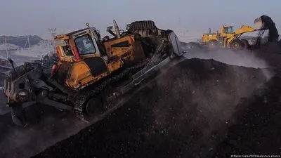 ЕС предложит ввести санкции против горнодобывающей промышленности россии - FT