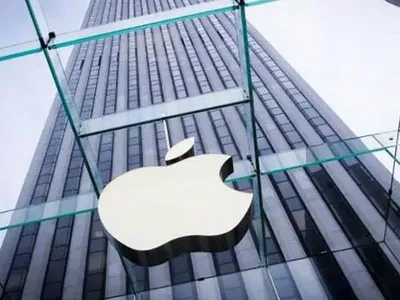 Apple отложила запуск беспилотных автомобилей до 2026 года - СМИ