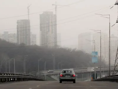 Украину накроет туман: водителям и пешеходам дали советы