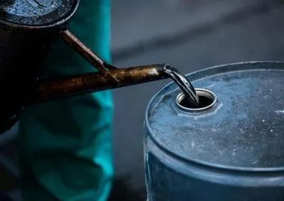 Ринок російської нафти пережив інфаркт: ціна впала до 43 доларів