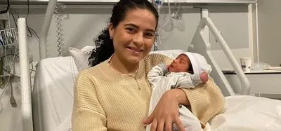 Дитина-сюрприз: пасажирка авіакомпанії KLM не знала, що вагітна і народила в рейсі з Еквадору