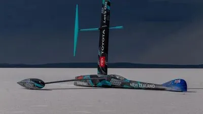 Команда Новой Зеландии установила рекорд наземной скорости на ветродвигателях
