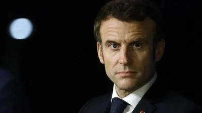 Президент Макрон переніс презентацію реформи пенсійного забезпечення у Франції на січень