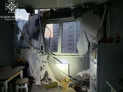 Пошкоджено стіну та вікна: у багатоповерхівці на Одещині вибухнув туристичний газовий балон