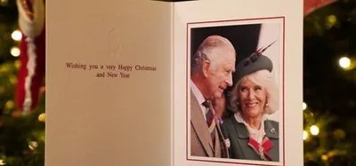 Король Чарльз та королева-консорт випустили різдвяну листівку