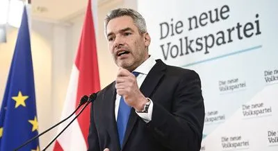 Канцлер Австрии готов поддерживать контакт с путиным, если это поможет закончить войну