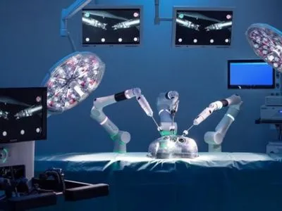 Робот китайского производства провел первую операцию по замене коленного сустава
