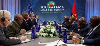 Голова Міноборони США попередив Африку, що росія та Китай дестабілізують континет